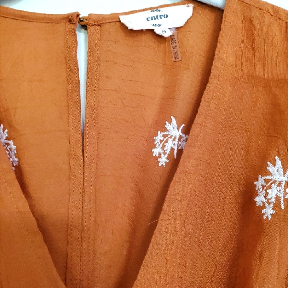Anthropologie Entro Peasant Embroidered Bohemian Top Size Small - Picture 2 of 7
